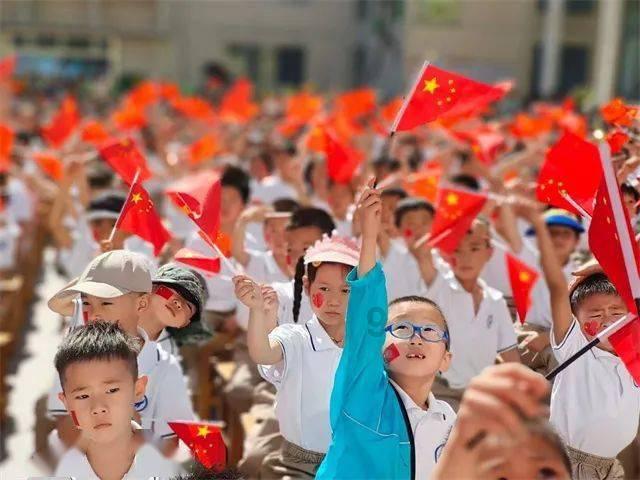 救援部落穴居人